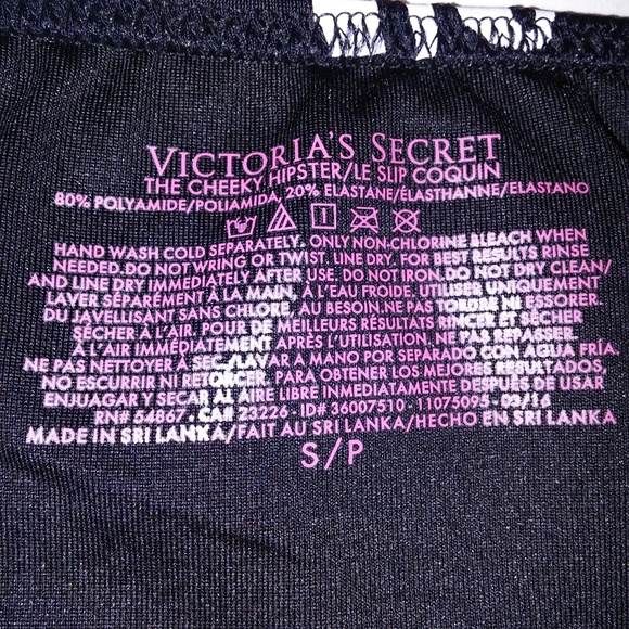Victoria Secret Swim Bikini‎ Bottom
Small
Cheeky Hipster
Black
Totally Beachin - Picture 5 of 5